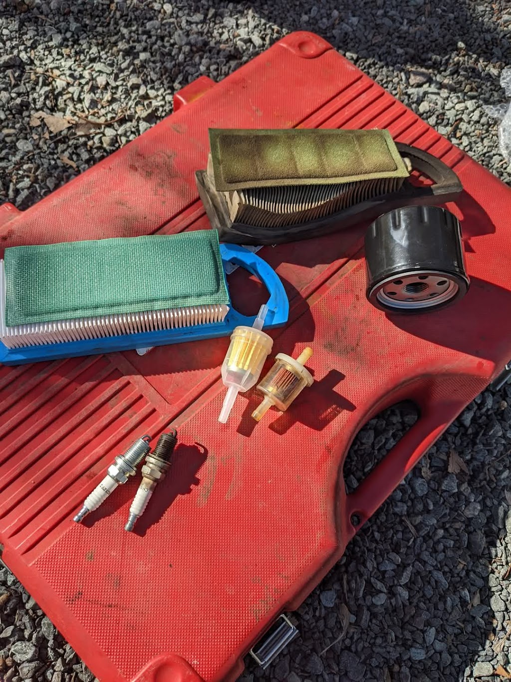 Complete small engine repair service | 70 Robinsons Ln, Guyra NSW 2365, Australia | Phone: 0490 368 723