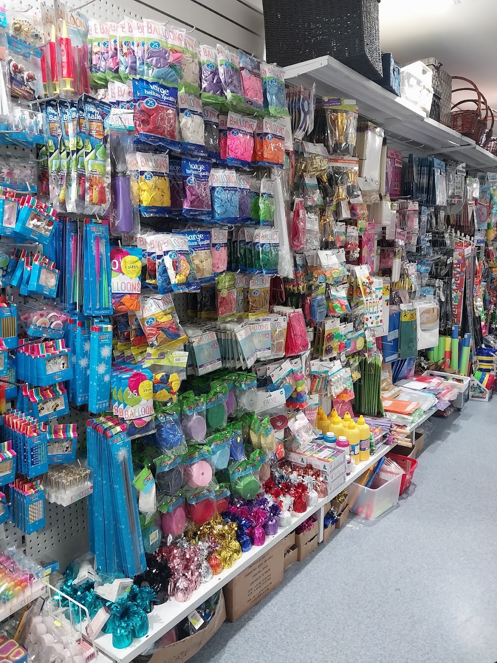 Chirnside Variety | Shop UC01/239-241 Maroondah Hwy, Chirnside Park VIC 3116, Australia | Phone: (03) 9727 2333