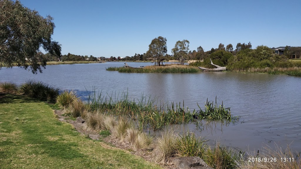 Waterways Lake | museum | 7 Observation Ct, Waterways VIC 3195, Australia