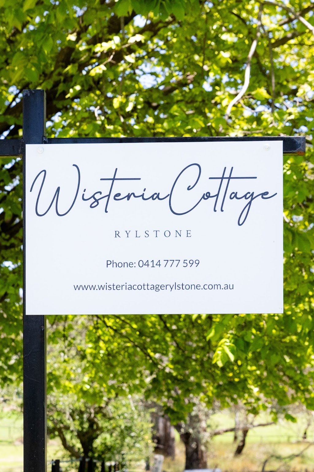 Wisteria Cottage Rylstone | 35 Wisteria Cottage Ln, Rylstone NSW 2849, Australia | Phone: 0414 777 599