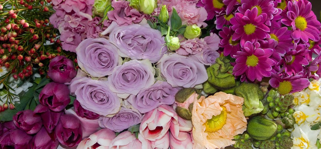 Royal Flower and Gift | florist | 50 Flemington Rd, Parkville VIC 3052, Australia | 0393477889 OR +61 3 9347 7889