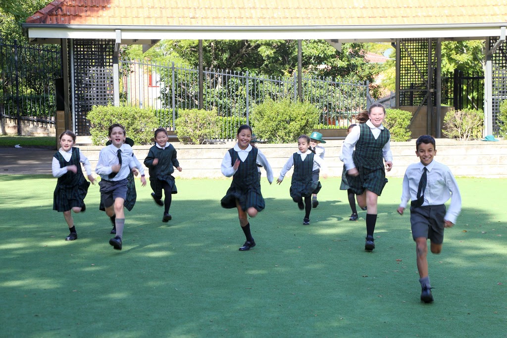 Holy Family Catholic Primary School Lindfield. | school | 2-4 Highfield Rd, Lindfield NSW 2070, Australia | 0294167200 OR +61 2 9416 7200