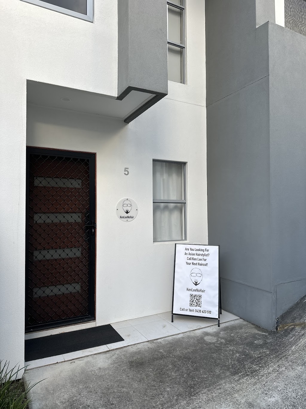 KenLeeNoHair | Careel Cl, Helensvale QLD 4212, Australia | Phone: 0430 623 512