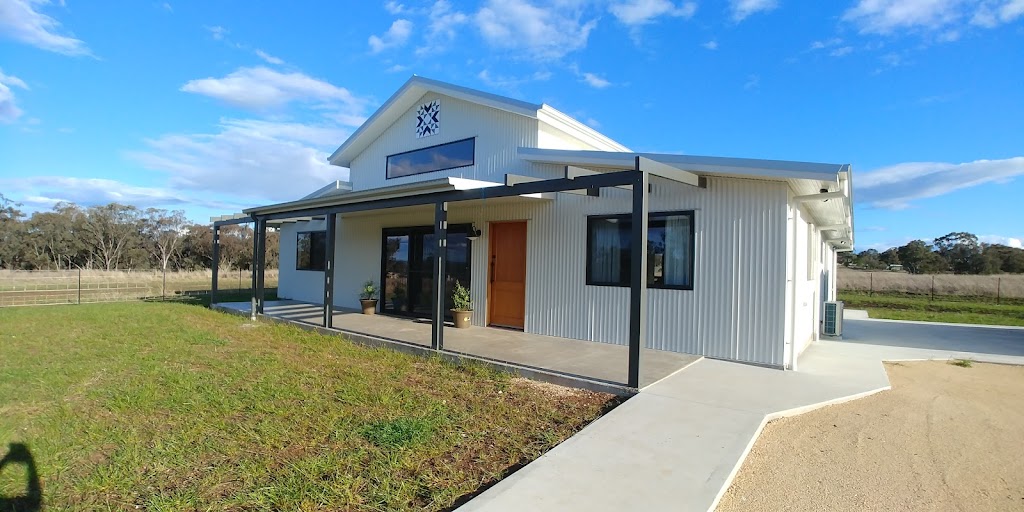 Loxton Lodge | point of interest | 51 Loxton Rd, Inverell NSW 2360, Australia | 0428395552 OR +61 428 395 552