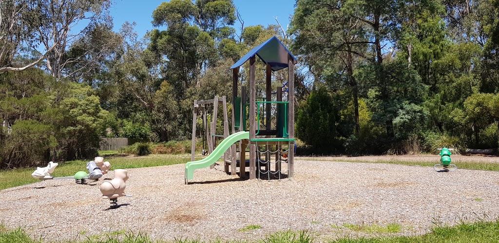 Wombolano Park | park | 33A Canterbury Rd, Ringwood East VIC 3135, Australia | 0392945677 OR +61 3 9294 5677