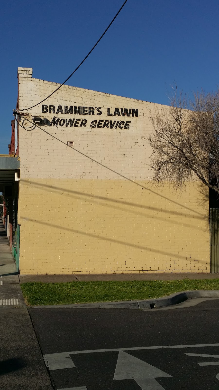 Brammers Lawn Mower Service | store | 89 OHea St, Coburg VIC 3058, Australia | 0393548552 OR +61 3 9354 8552