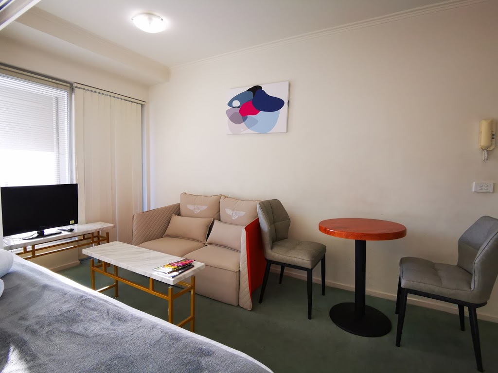 Adara Franklin | lodging | 118 Franklin St, Melbourne VIC 3000, Australia | 0393210300 OR +61 3 9321 0300