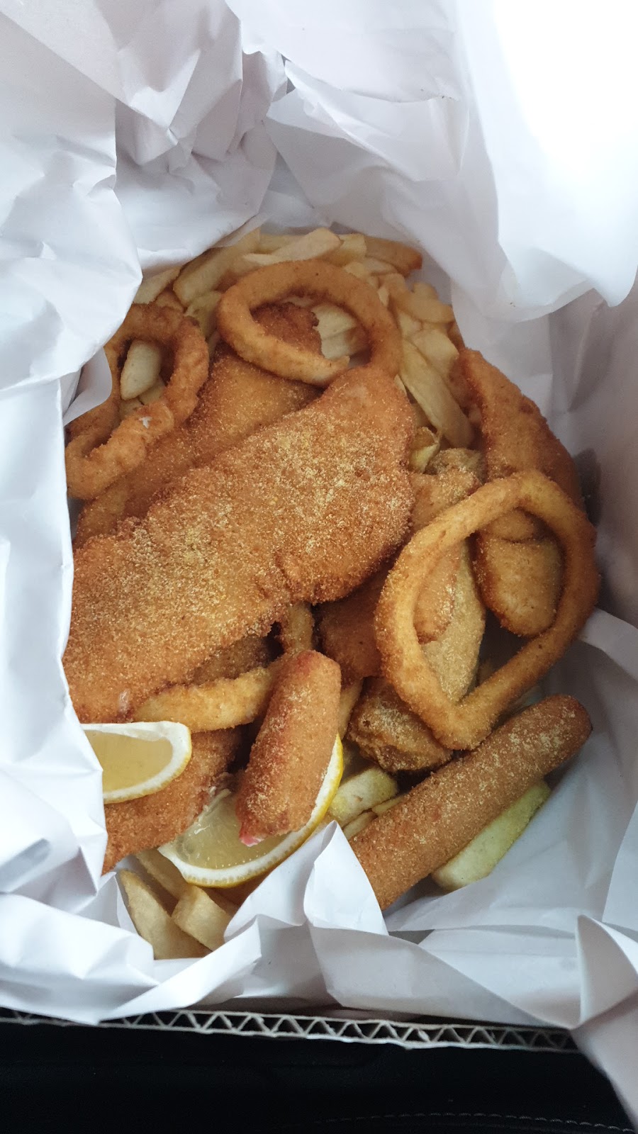 Fitzys Fresh Seafood | 13 Kuring Gai Ave, Tarragindi QLD 4121, Australia | Phone: (07) 3847 2423
