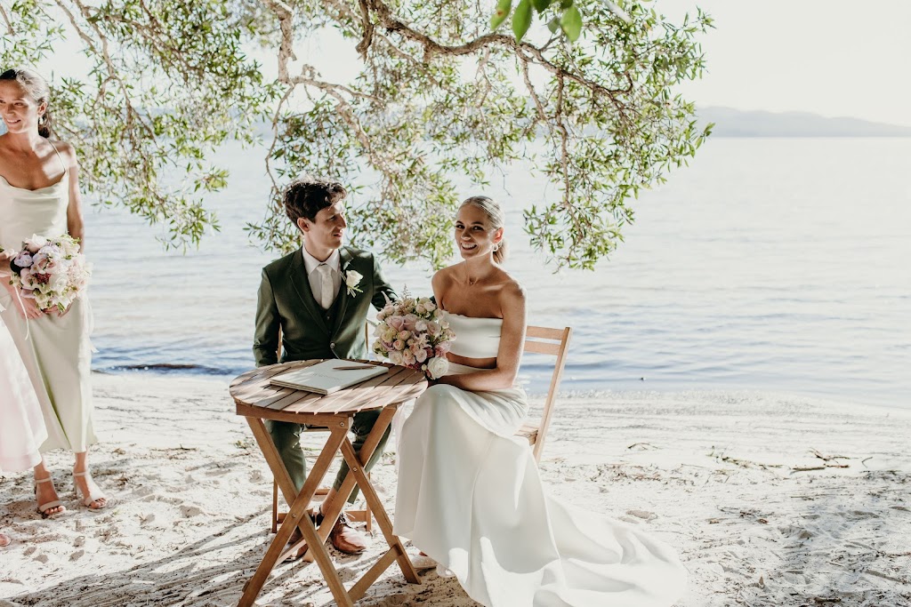 Pacific Palms Weddings | Lakeside Cres, Elizabeth Beach NSW 2428, Australia | Phone: 0423 739 922