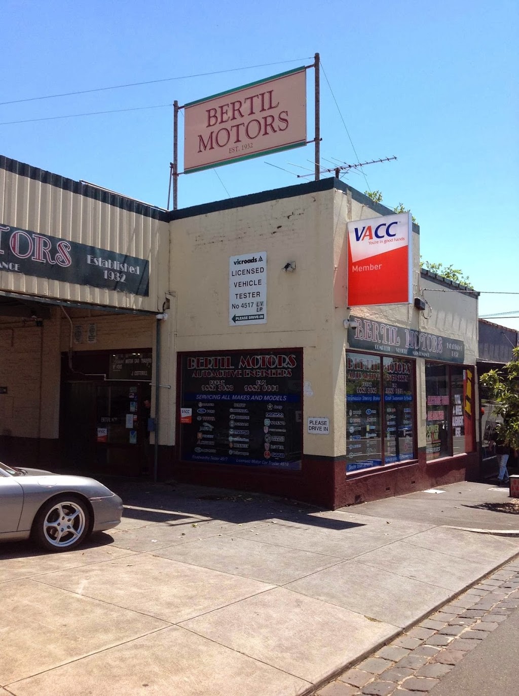Bertil Motors | car repair | 489/491 Tooronga Rd, Hawthorn East VIC 3123, Australia | 0398823083 OR +61 3 9882 3083