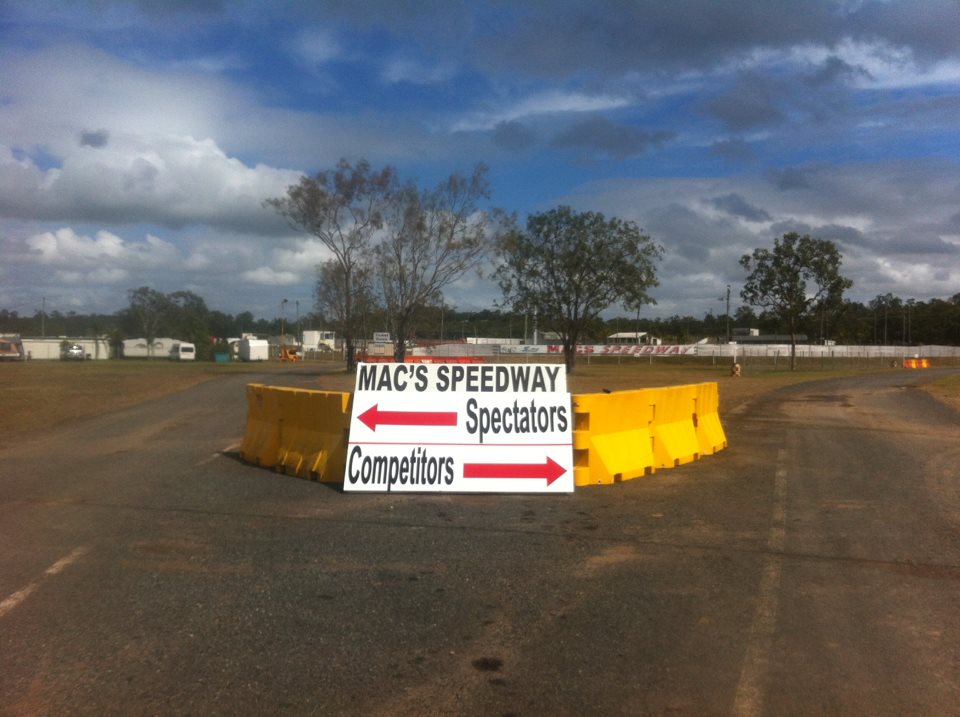 Macs Speedway |  | Lot 17 Bells Rd, Palmyra QLD 4751, Australia | 0749668043 OR +61 7 4966 8043
