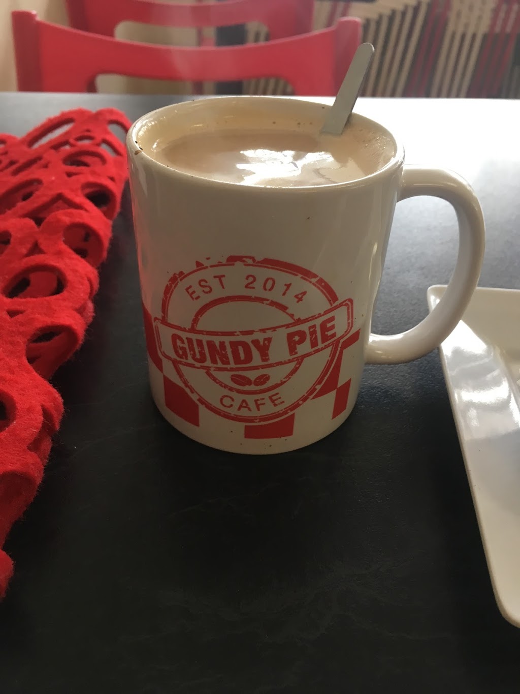 Gundy Pie, Pizza, Pasta, Tea and Coffee Cafe | cafe | 192 Sheridan St, Gundagai NSW 2722, Australia | 0269443580 OR +61 2 6944 3580