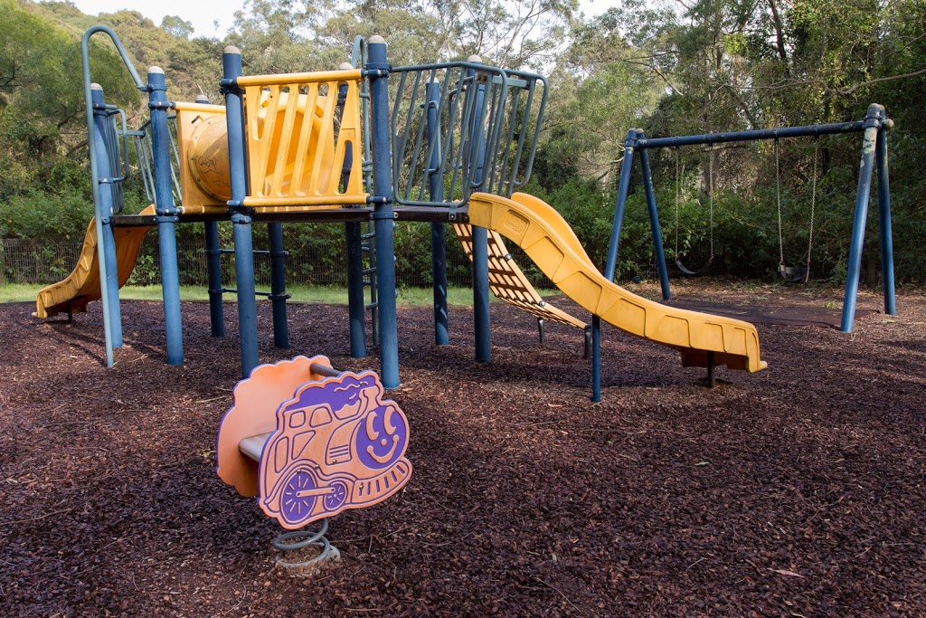 Walkern Road Reserve Playground | 44 Walkern Rd, New Lambton Heights NSW 2305, Australia | Phone: (02) 4921 0333