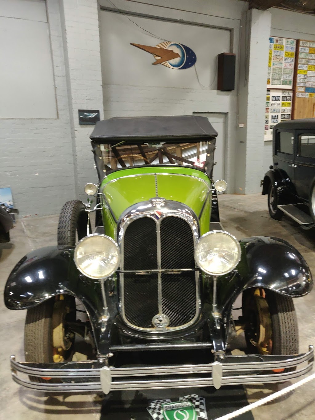 Gippsland Vehicle Collection | museum | 1 Maffra-Sale Rd, Maffra VIC 3860, Australia | 0351473223 OR +61 3 5147 3223
