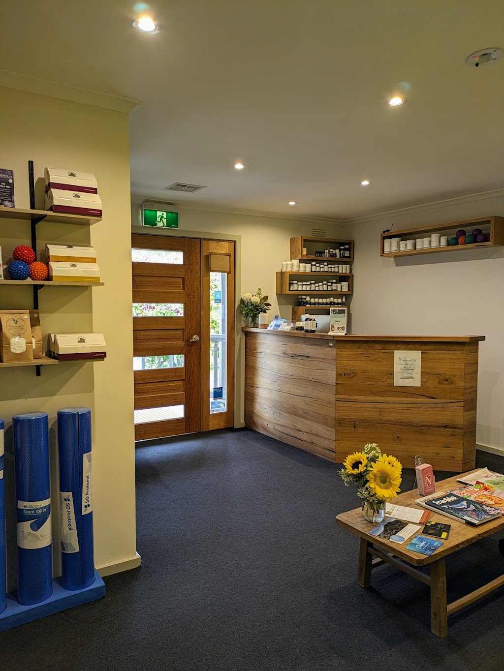 Caitlin Gale Myotherapy | 26 Victoria St, Macedon VIC 3440, Australia | Phone: (03) 9426 3945