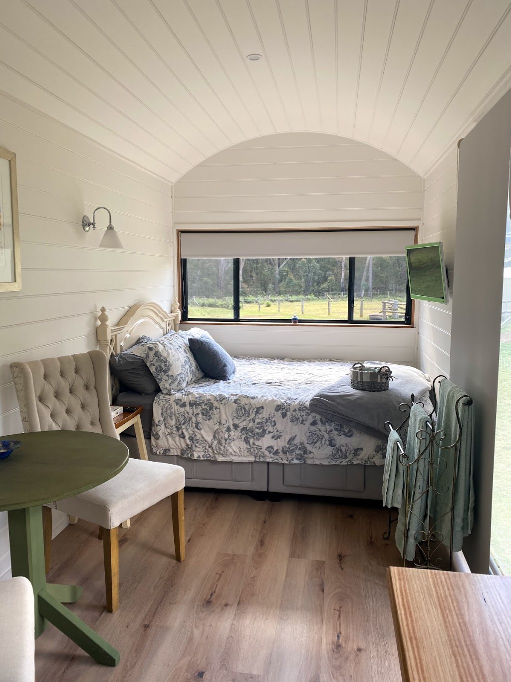 Ionaforest Yurt and Shepherds Hut | 21 Kemps Rd, Wingello NSW 2579, Australia | Phone: 0413 483 932