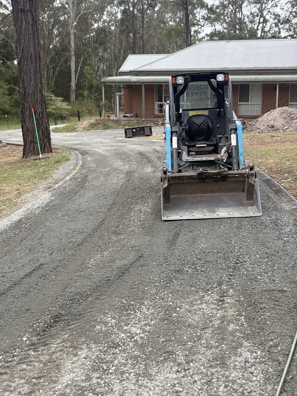 Bobcat Tipper Service | Dungog Rd, Martins Creek NSW 2420, Australia | Phone: 0487 624 605