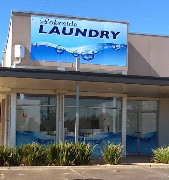 Lakeside Coin Laundromat | 25/18-36 Lakeside Blvd, Pakenham VIC 3810, Australia | Phone: 0417 563 433