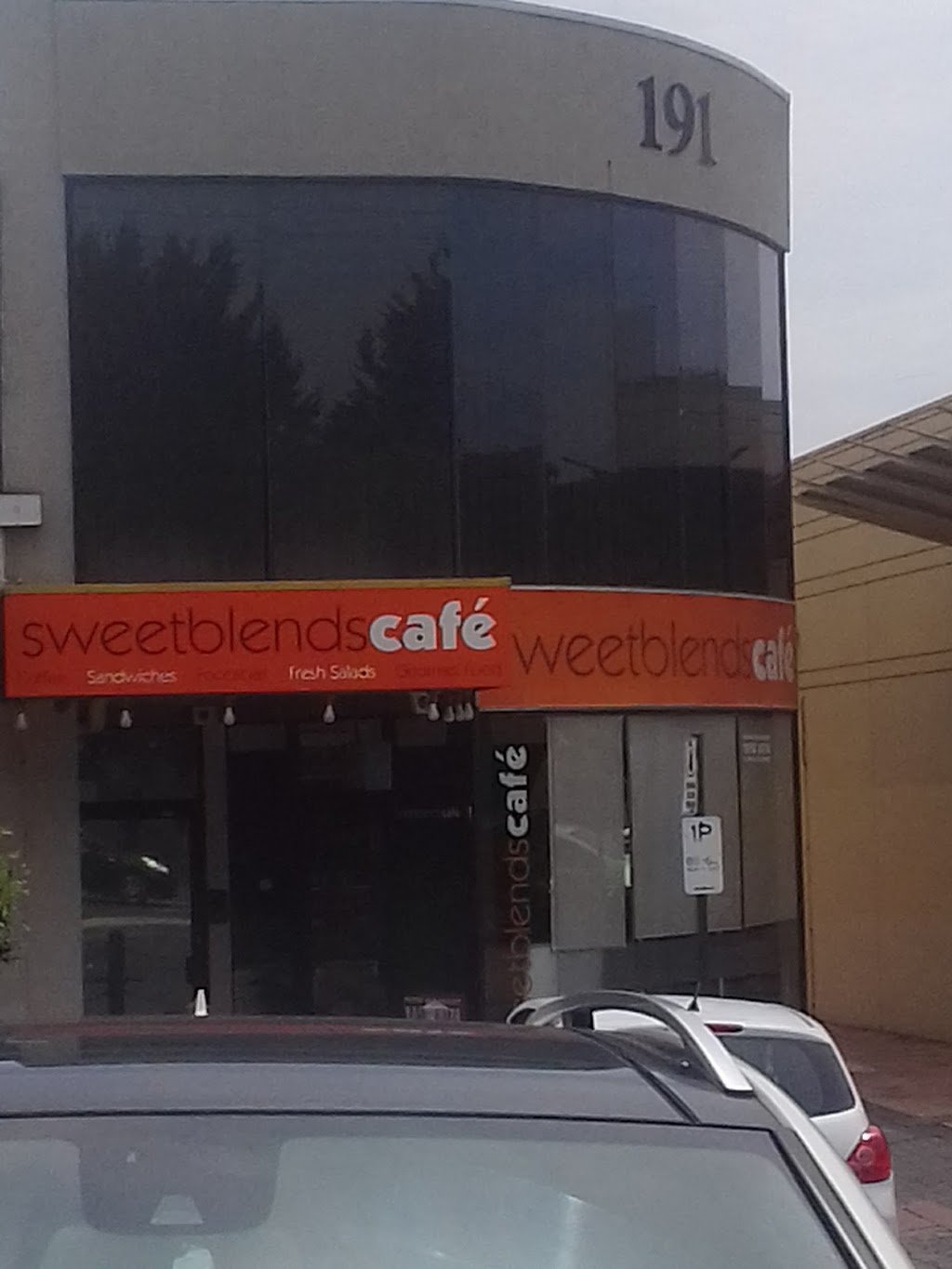 Sweet Blends Cafe | cafe | 191A Middleborough Rd, Box Hill South VIC 3128, Australia | 0398988074 OR +61 3 9898 8074