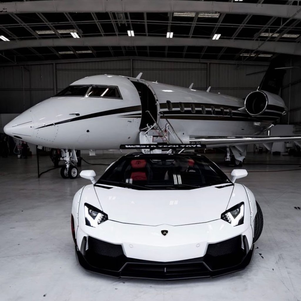 South Coast Luxury Hire | Unit 10/7 Hargraves Ave, Albion Park Rail NSW 2527, Australia | Phone: (02) 4257 4380