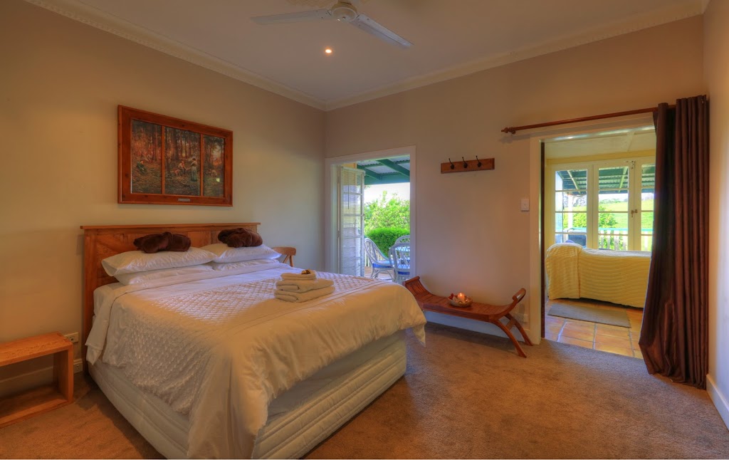 Maleny Homestead & Cottage | lodging | 21 Centenary Dr, Maleny QLD 4552, Australia | 0427421196 OR +61 427 421 196
