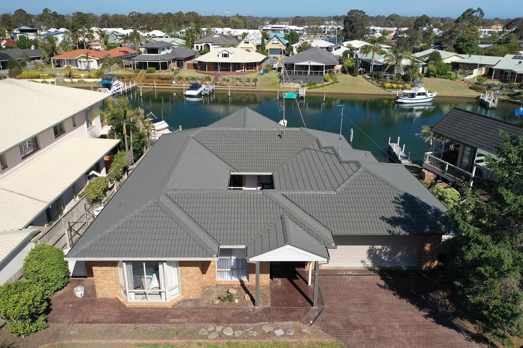 Riviera Roofing | roofing contractor | 85 Gravelly Point Rd, Raymond Island VIC 3880, Australia | 0422718857 OR +61 422 718 857