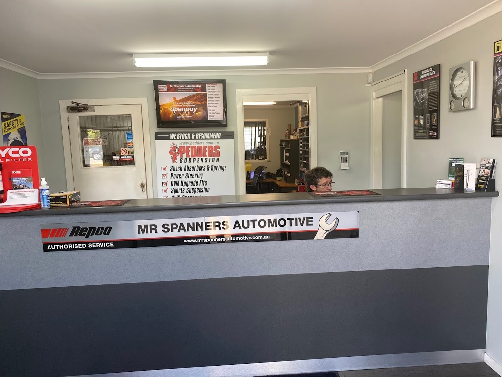 Mr Spanners Automotive | car repair | 3/52 Jijaws St, Sumner QLD 4074, Australia | 0733761904 OR +61 7 3376 1904