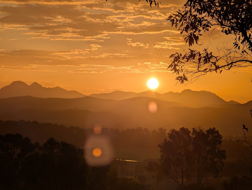 Larapinta Campers & Cows | 419 Christmas Creek Rd, Laravale QLD 4285, Australia | Phone: 0460 853 445