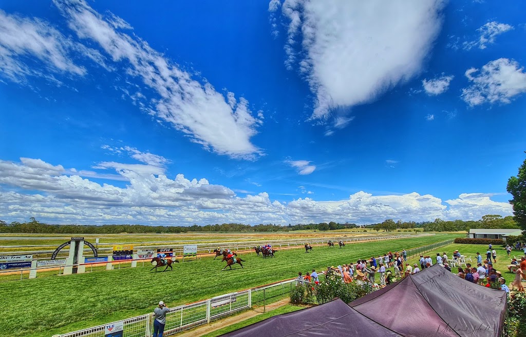 Racing Orange - Towac Park Racecourse | 57 Canobolas Rd, Orange NSW 2800, Australia | Phone: 0417 063 758