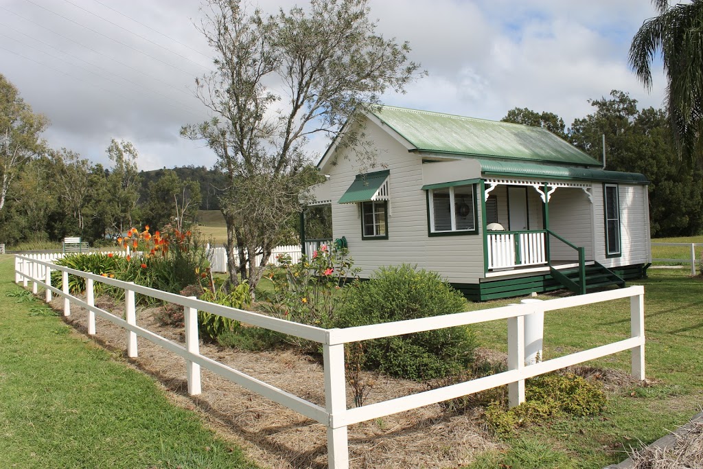 The Dollhouse Cottage | lodging | 169 Horseshoe Creek Rd, Horseshoe Creek NSW 2474, Australia | 0266331440 OR +61 2 6633 1440