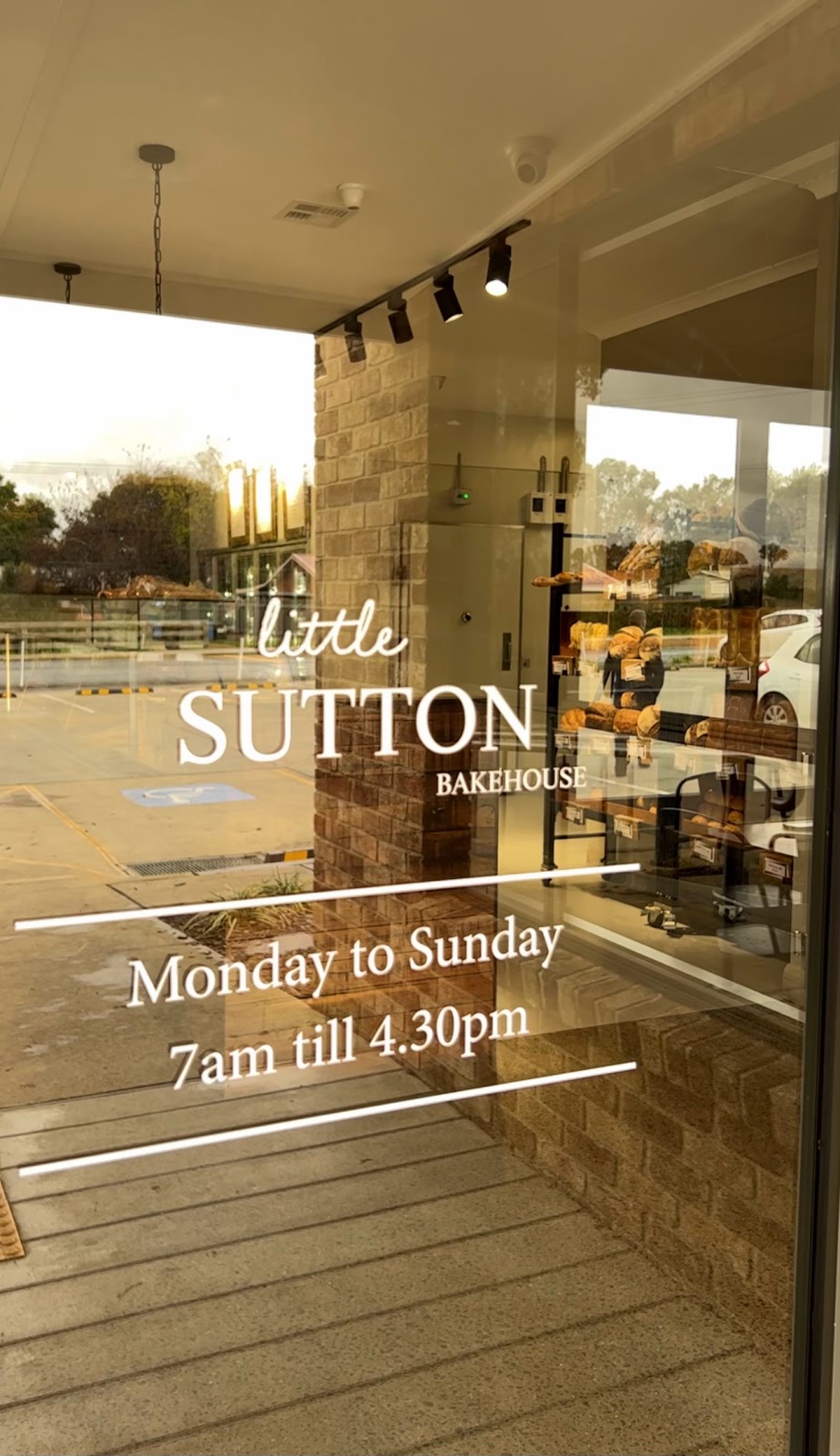 little Sutton Bakehouse | bakery | 1 Victoria St, Sutton NSW 2620, Australia | 0262303980 OR +61 2 6230 3980