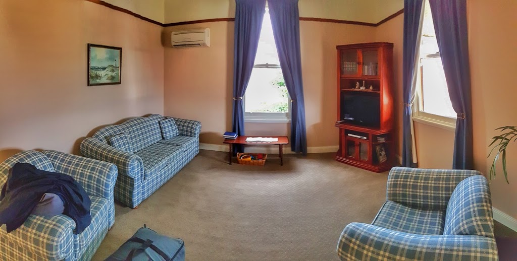 Tierview Twin Cottages | lodging | 125 Emu Bay Rd, Deloraine TAS 7304, Australia | 0363622377 OR +61 3 6362 2377