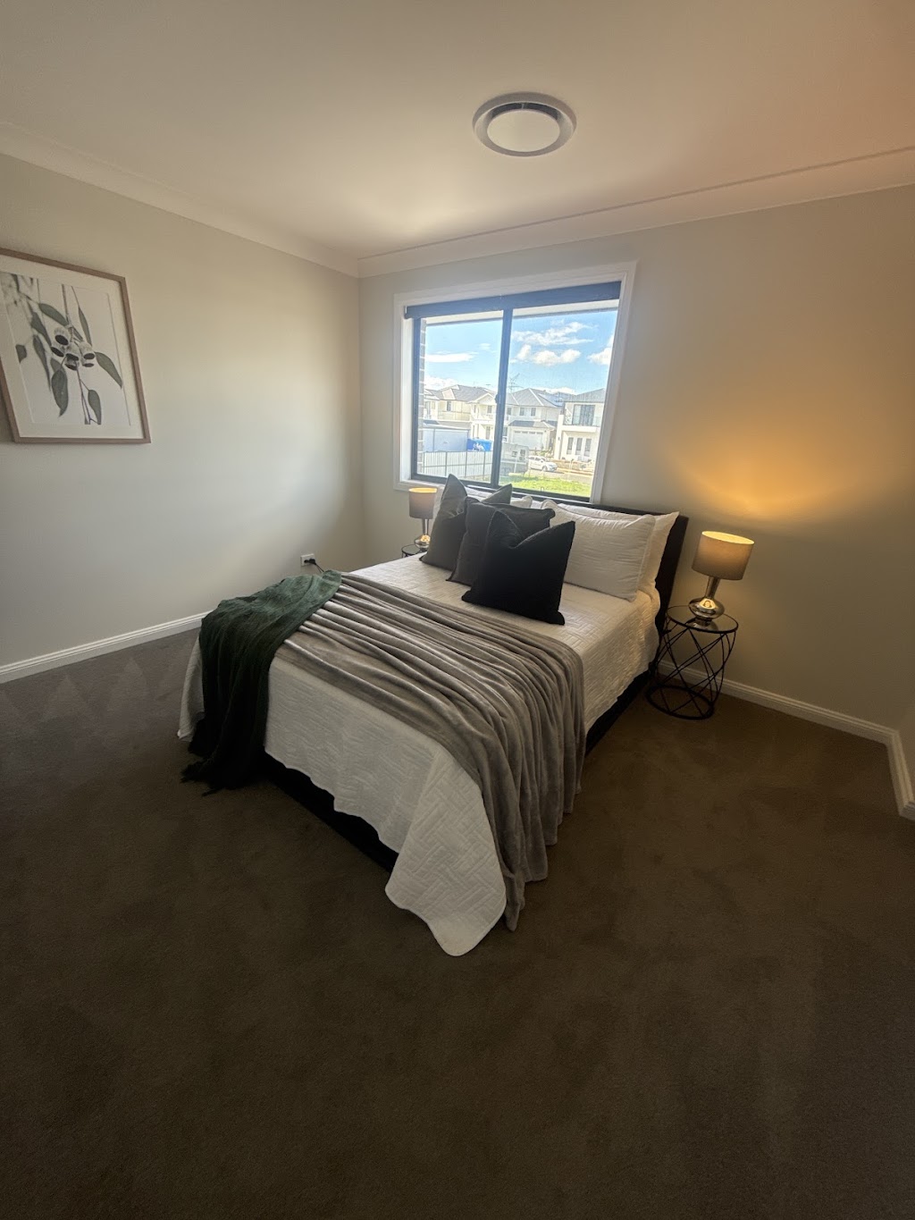 Stage it Up | 527 Freemans Reach Rd, Freemans Reach NSW 2756, Australia | Phone: 0433 929 996