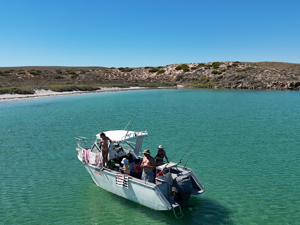 Monkey Mia Boat Hire Shark Bay | 60 Monkey Mia Rd, Denham WA 6537, Australia | Phone: 0487 421 690