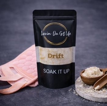 Luvin DaGr8 Life | 25 Sandridge St, Thornton NSW 2322, Australia | Phone: 0450 874 430