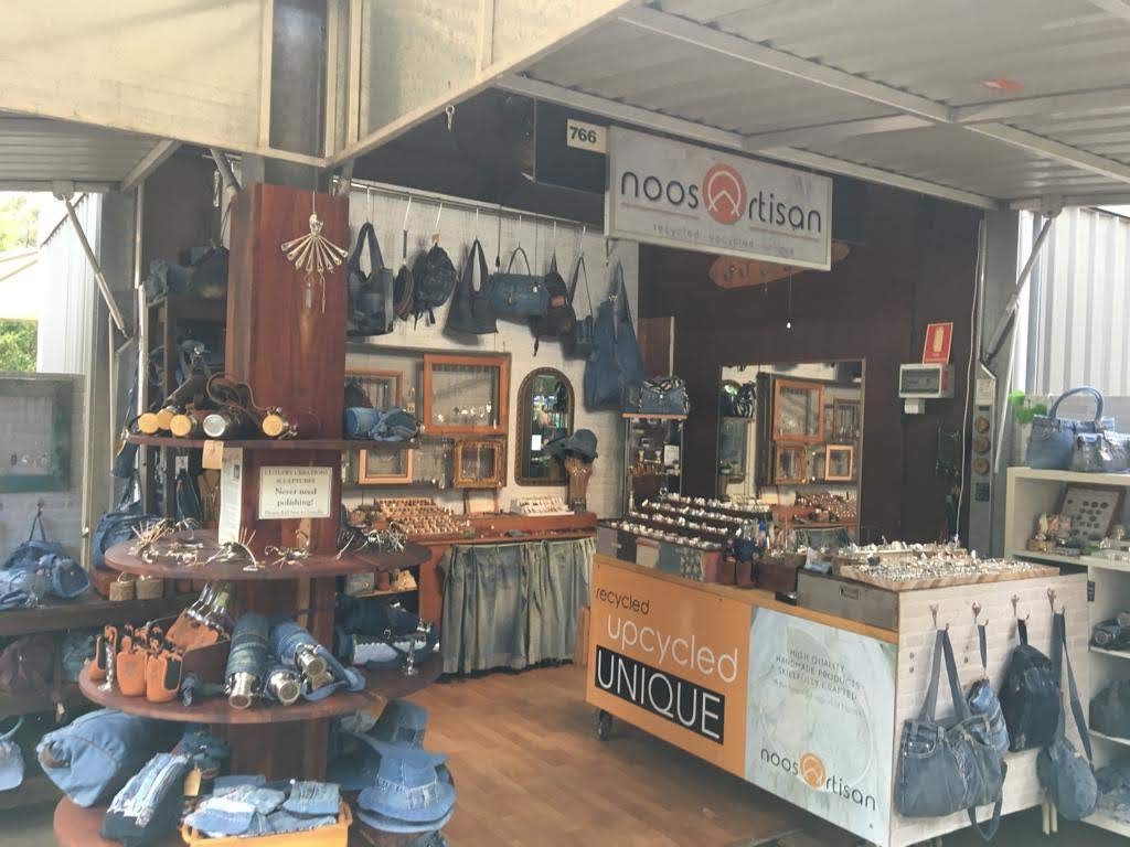 Noosa Artisan | Eumundi Square, Napier Rd, Original Eumundi Markets, Lonergan Ln, Eumundi QLD 4562, Australia | Phone: 0423 965 923