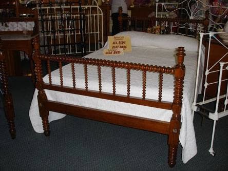 Antique Bed Specialists | 14 Mornington-Tyabb Rd, Tyabb VIC 3913, Australia | Phone: (03) 5978 8273