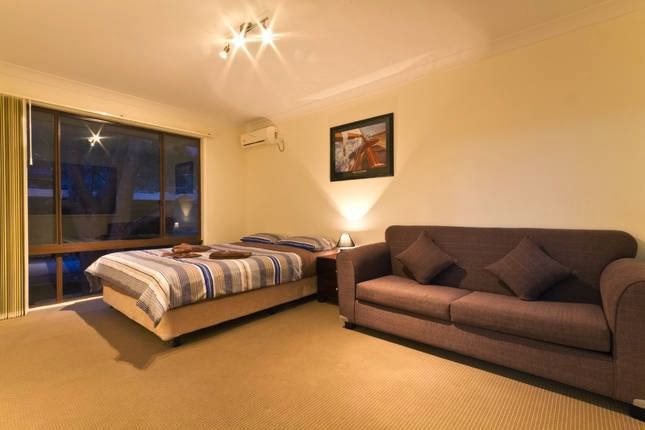 Pacific Views Beach House | 77 Scenic Hwy, Terrigal NSW 2260, Australia | Phone: 0414 583 294