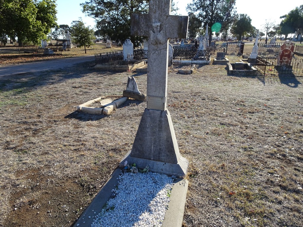 Forbes Cemetery | The Bogan Way, Forbes NSW 2871, Australia