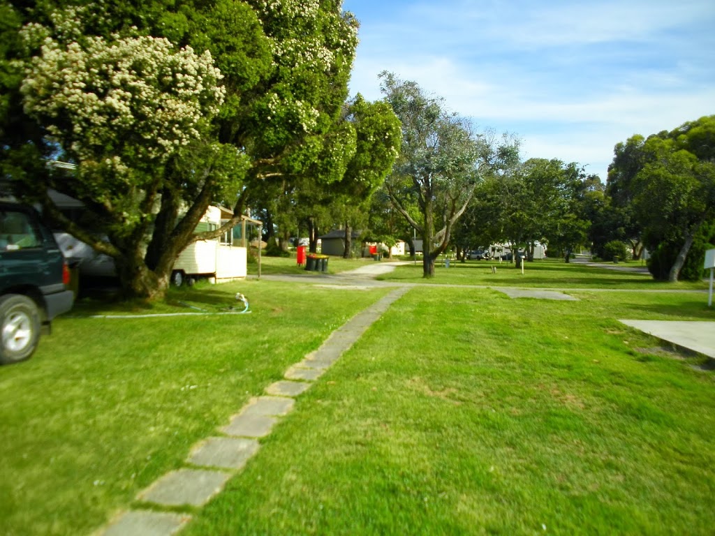 Moe Gardens Caravan Park. | rv park | 1 Mitchells Rd, Moe VIC 3825, Australia | 0351273072 OR +61 3 5127 3072