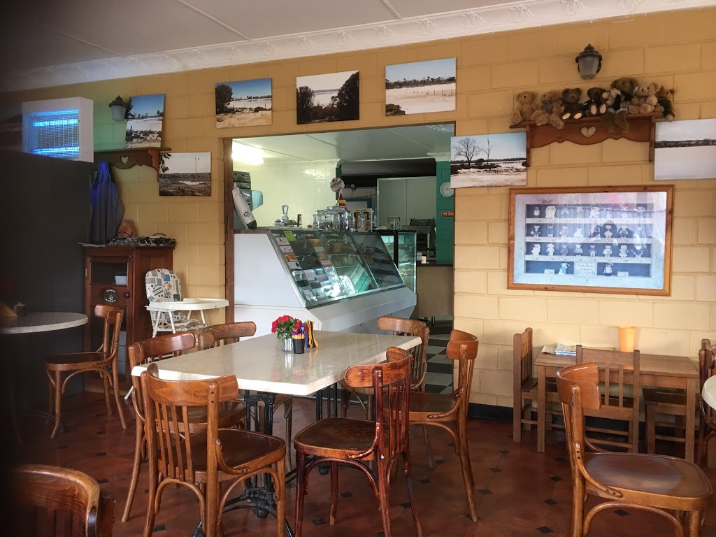Bush Bakehouse Cafe | 10 McPherson St, Hyden WA 6359, Australia | Phone: (08) 9880 5678