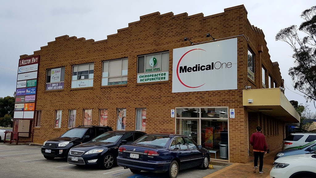 MedicalOne - Dr Ursula Roziel | doctor | 1 Melton Hwy, Taylors Lakes VIC 3038, Australia | 0393908222 OR +61 3 9390 8222