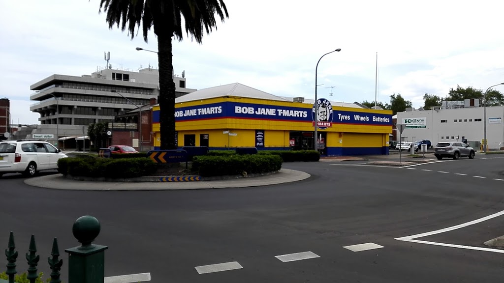 Bob Jane T-Marts (2 White Street Cnr Kable Ave &) Opening Hours