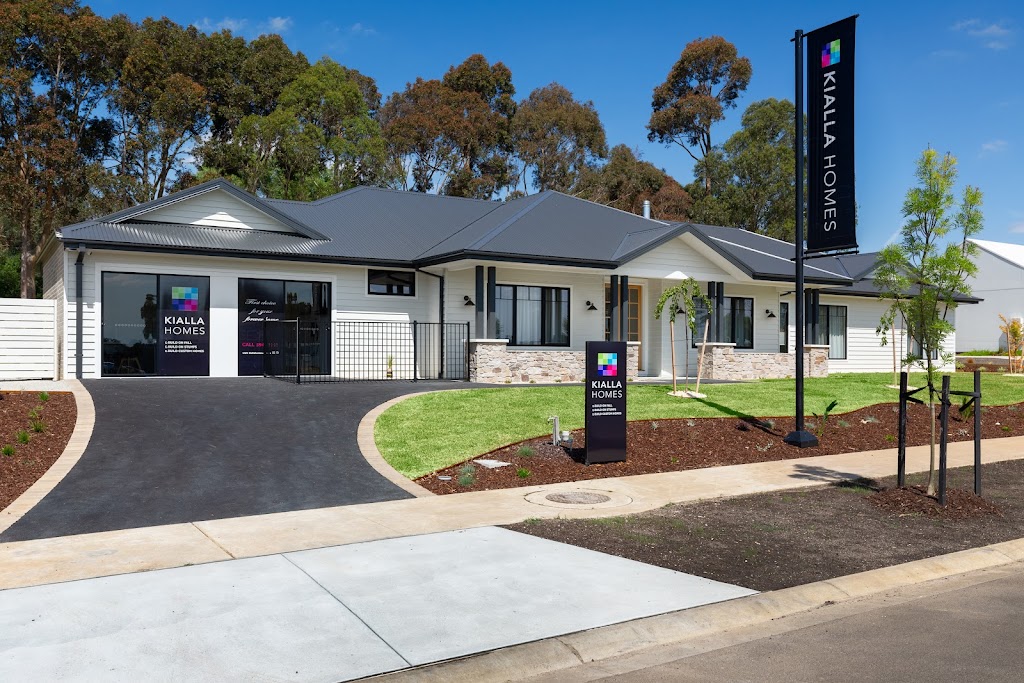 Kialla Homes Display Home | 5 Members Dr, Drouin VIC 3818, Australia | Phone: (03) 5941 3996