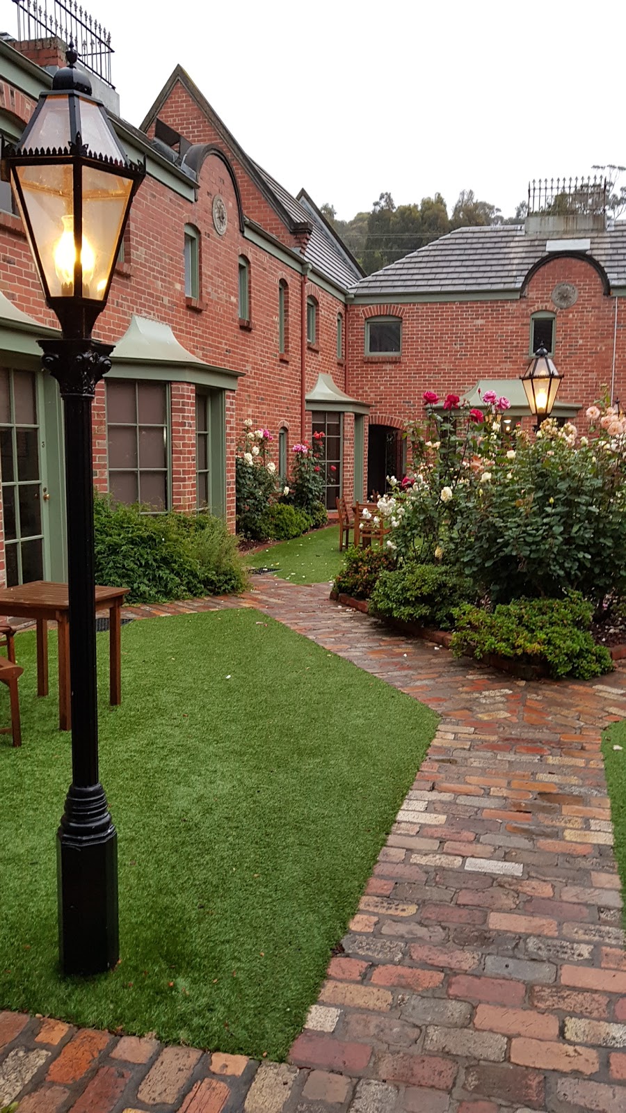 Ballarat Mews | lodging | 603/605 Main Rd, Ballarat VIC 3350, Australia | 0353271200 OR +61 3 5327 1200