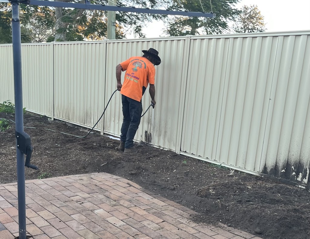 COLOURFUL TREE LOPPING STUMP GRINDING | 44A Oyster Point Esplanade, Scarborough QLD 4020, Australia | Phone: 0438 988 985