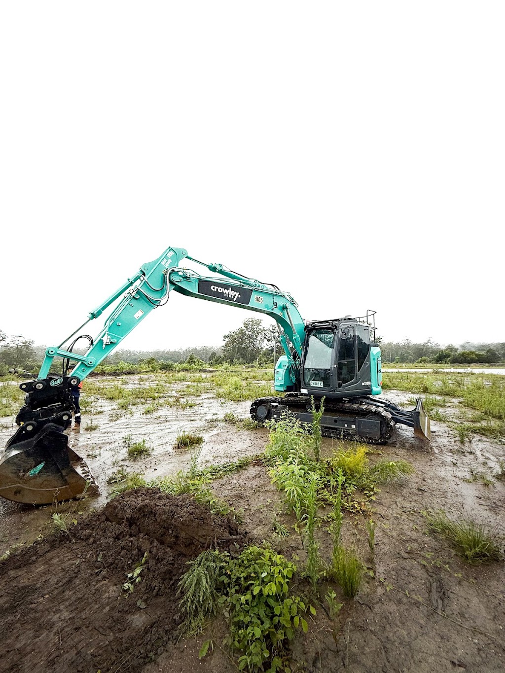 Crowley Hire | 22A Orontes Cl, Sancrox NSW 2446, Australia | Phone: 0401 728 224