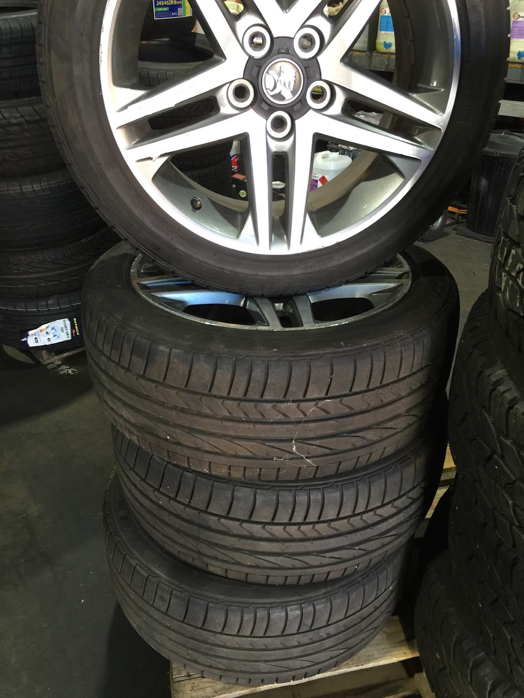 Coastal Wholesale Tyres | 4/5 Mildon Rd, Tuggerah NSW 2259, Australia | Phone: (02) 4353 0514