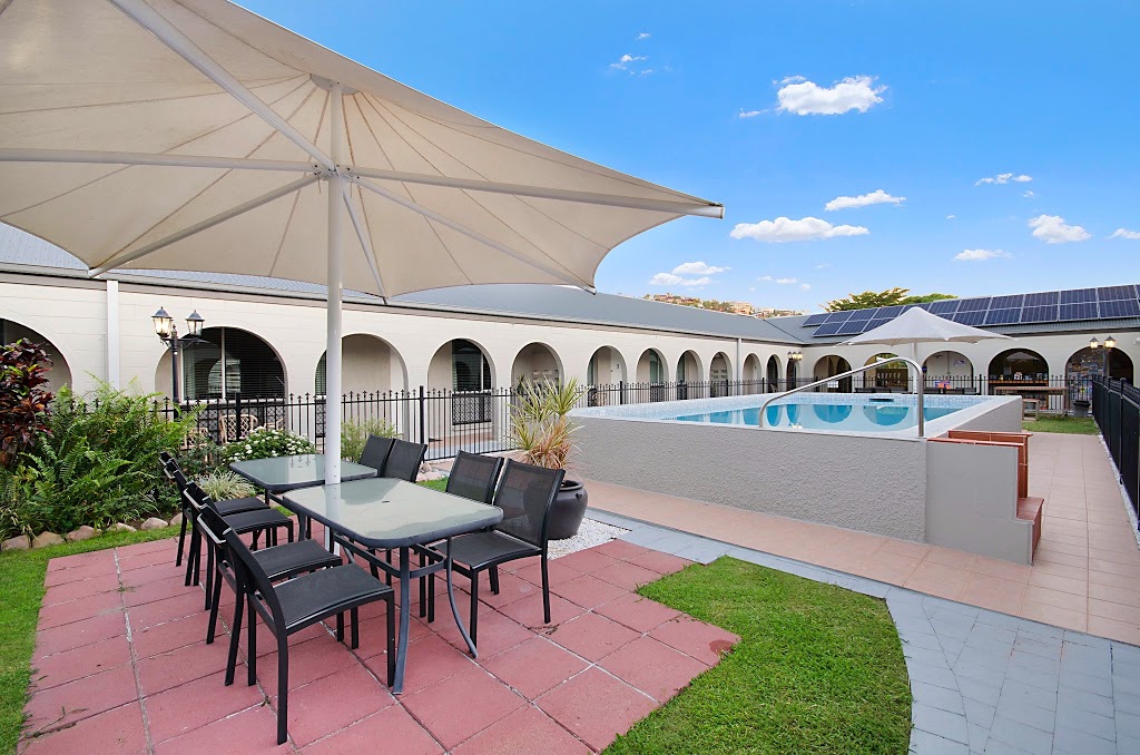 The Gulls Apartments | lodging | 30-32 Rose St, North Ward QLD 4810, Australia | 0747721381 OR +61 7 4772 1381