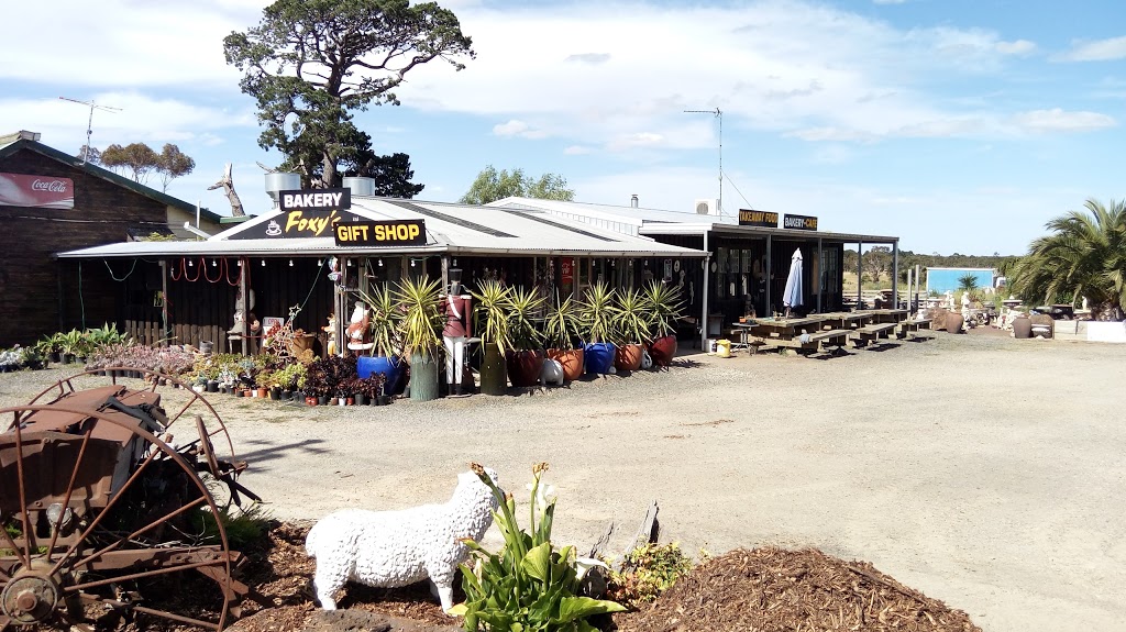 Foxys Garden Ornaments and Family Restaurant | 55 Midland Hwy, Meredith VIC 3333, Australia | Phone: (03) 5286 1188